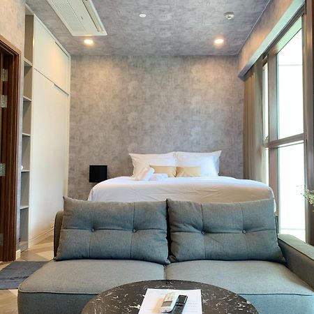 Metropole Thu Thiem Apartment Хошимин Екстериор снимка